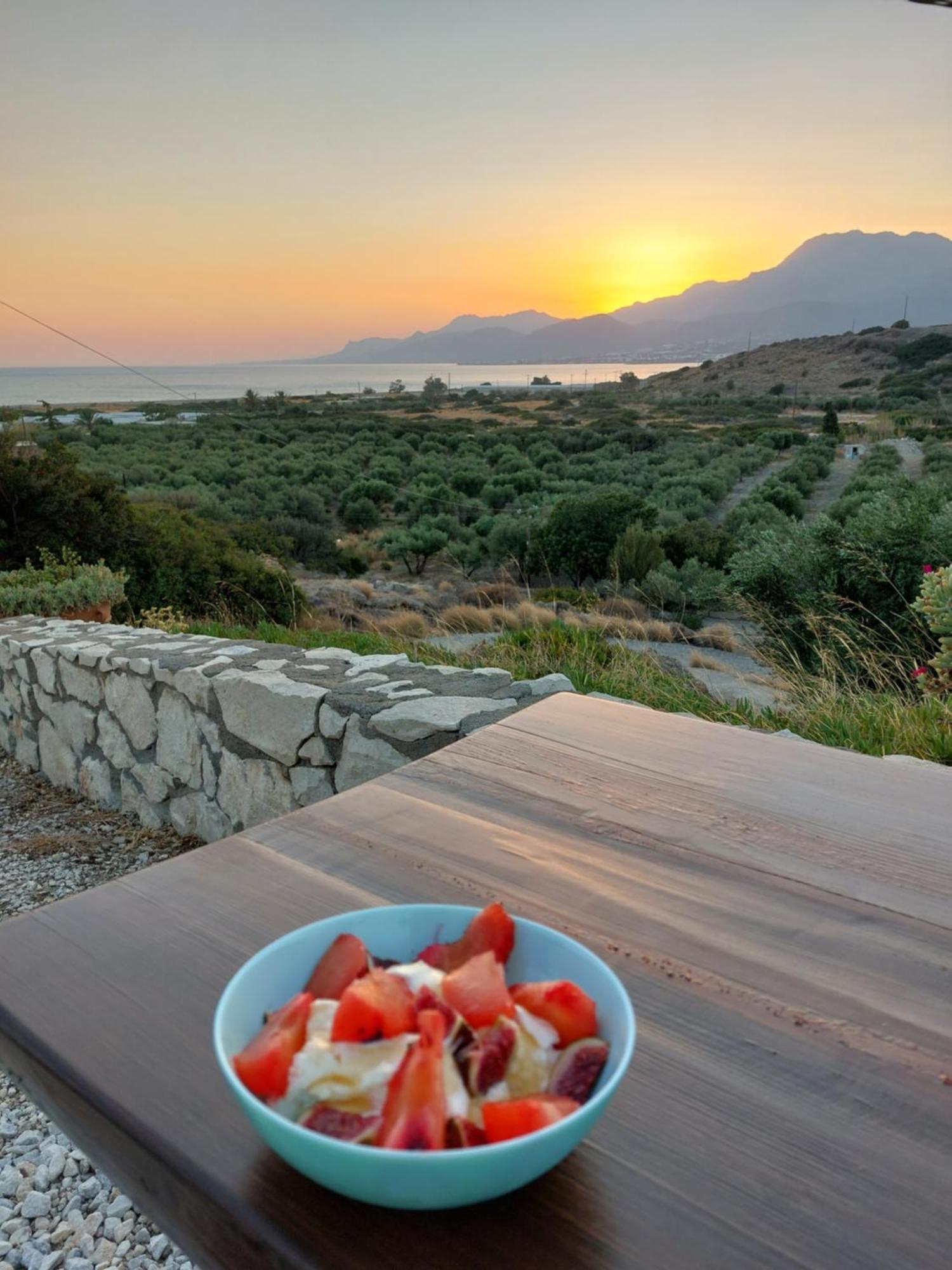 Du Soleil Makrýgialos